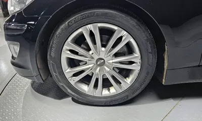 Hyundai Genesis 2012, 121458 км, за 4304.63 USD