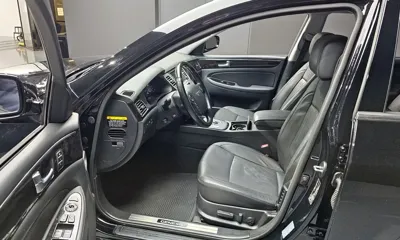 Hyundai Genesis 2012, 121458 км, за 4304.63 USD - фото 10