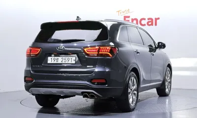 Kia Sorento 2018, 153256 км, за 10271.07 USD