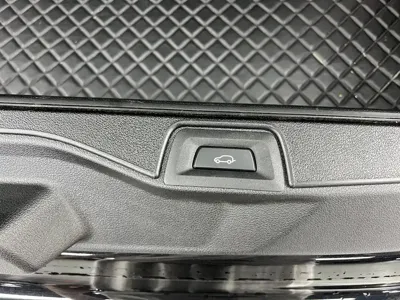 BMW X5 2023, 26000 км, за 57091.3 USD - фото 29