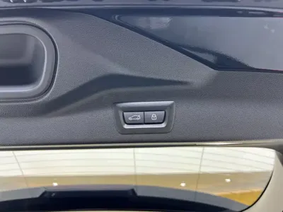 BMW X5 2023, 26000 км, за 57091.3 USD - фото 32