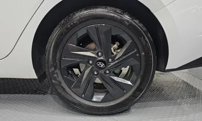 Hyundai Avante 2023, 23525 км, за 12559.5 USD - фото 21