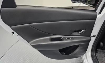 Hyundai Avante 2023, 23525 км, за 12559.5 USD - фото 25