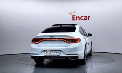 Hyundai Grandeur 2018, 103144 км, за 11562.6 USD