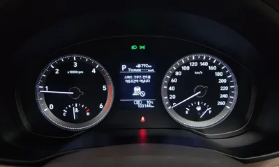 Hyundai Grandeur 2018, 103144 км, за 11562.6 USD - фото 8