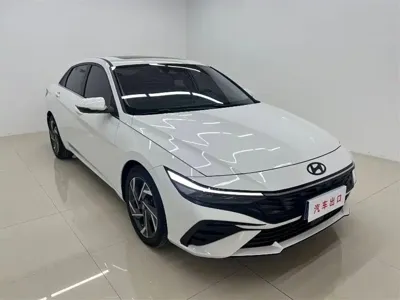 Hyundai Elantra 2023, 21000 км, за 15567.68 USD