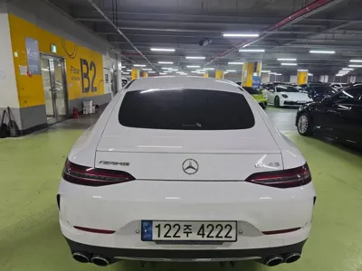 Mercedes-Benz AMG GT 2022, 41000 км, за 51767.9 USD