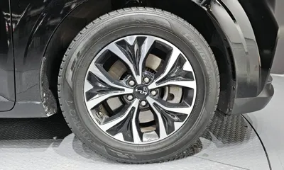 Kia Canival 2023, 83417 км, за 16214.1 USD