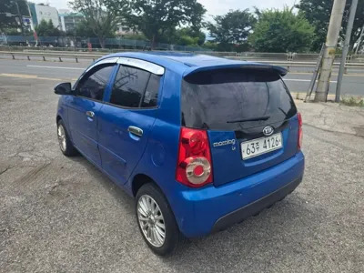 Kia Morning 2011, 159899 км, за 820.53 USD