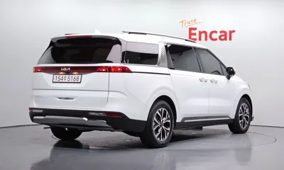 Kia Canival 2023, 108454 км, за 15823.4 USD