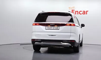 Kia Canival 2023, 108454 км, за 15823.4 USD