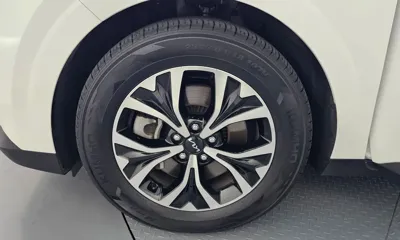 Kia Canival 2023, 108454 км, за 15823.4 USD