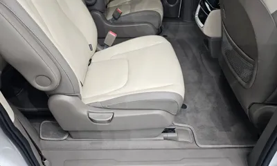 Kia Canival 2023, 108454 км, за 15807.98 USD - фото 12