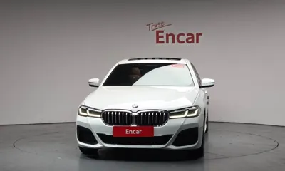 BMW 5-Series 2022, 59837 км, за 22515.43 USD