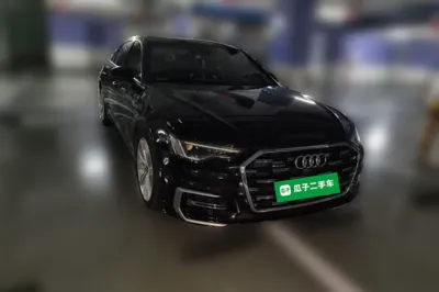 Audi A6L 2023, 52100 км, за 38051 USD