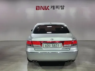 Hyundai Grandeur 2010, 71200 км, за 2560.06 USD