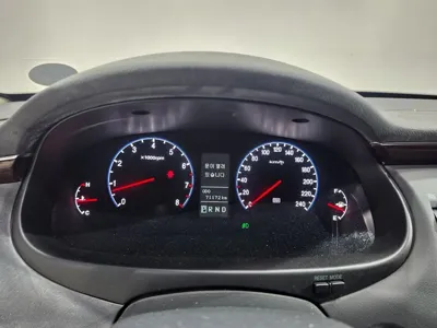 Hyundai Grandeur 2010, 71200 км, за 2560.06 USD - фото 7