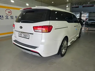 Kia Canival 2015, 142475 км, за 6892.48 USD - фото 6