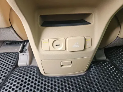 Kia Canival 2015, 142475 км, за 6892.48 USD - фото 19