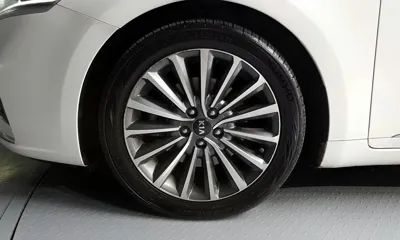 Kia K7 2017, 161194 км, за 5789.75 USD