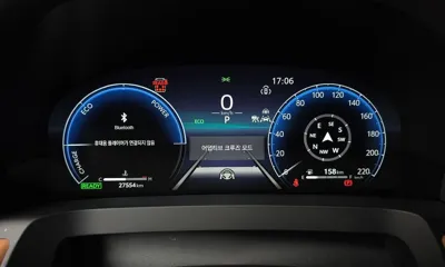 Toyota Alphard 2025, 27554 км, за 62776.53 USD - фото 8