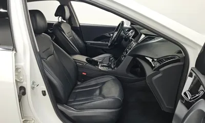 Hyundai Grandeur 2015, 113910 км, за 4532.32 USD - фото 11