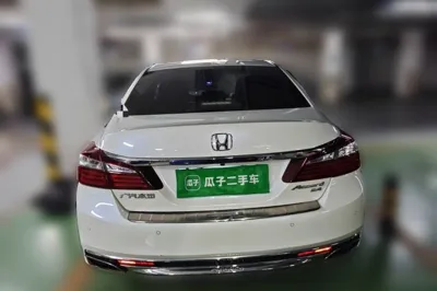 Honda Accord 2016, 89300 км, за 11496 USD