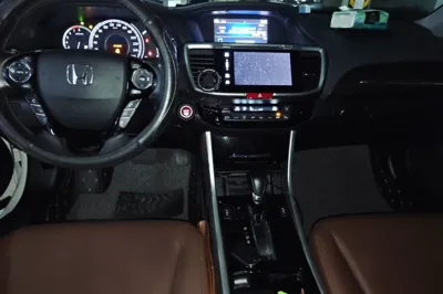 Honda Accord 2016, 89300 км, за 11496 USD - фото 9