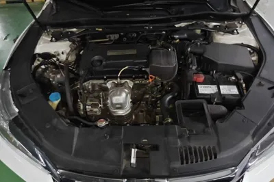 Honda Accord 2016, 89300 км, за 11496 USD - фото 21