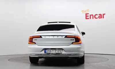 Volvo S90 2023, 31808 км, за 27419.88 USD