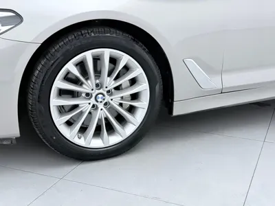 BMW 5 Series 2019, 142000 км, за 18977.72 USD - фото 11