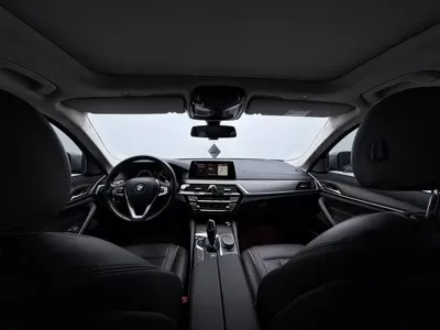 BMW 5 Series 2019, 142000 км, за 18977.72 USD - фото 26