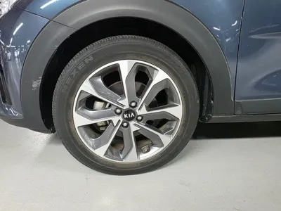 Kia Stonic 2020, 23763 км, за 10412.19 USD