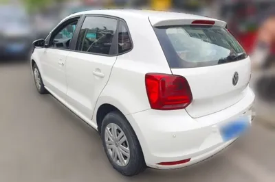 Volkswagen Polo 2016, 119600 км, за 7052 USD