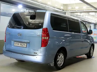Hyundai Starex 2011, 166787 км, за 2953.92 USD
