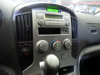 Hyundai Starex 2011, 166787 км, за 2953.92 USD - фото 11