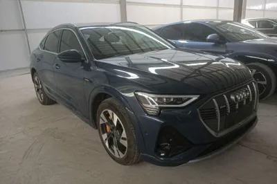 Audi e-tron 2021, 106300 км, за 24971 USD