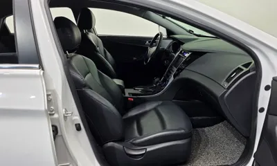 Hyundai Sonata 2012, 127747 км, за 2290.93 USD - фото 11