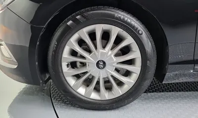 Hyundai Sonata 2015, 190585 км, за 3838.15 USD