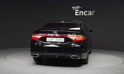 Hyundai Grandeur 2017, 194946 км, за 3843.65 USD