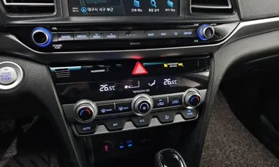 Hyundai Avante 2020, 70366 км, за 7862.57 USD - фото 18
