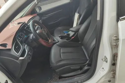 Buick GT 2021, 33200 км, за 7610 USD - фото 12