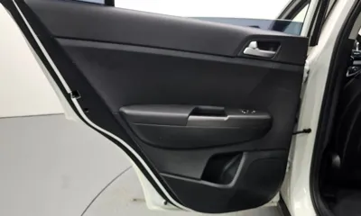 Kia Sportage 2019, 149101 км, за 7794.32 USD - фото 25