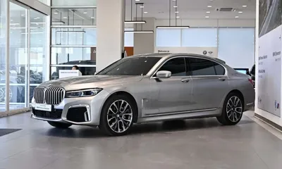 BMW 7-Series · 2021 год