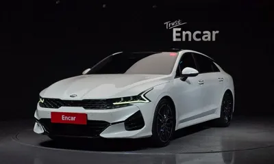 Kia K5 · 2020 год