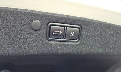 Hyundai Grandeur 2020, 101430 км, за 13207.79 USD - фото 20