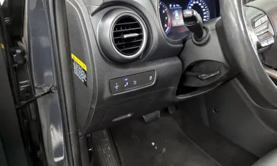 Hyundai Kona 2018, 137416 км, за 7548.9 USD - фото 17