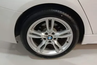 BMW 3 Series 2018, 96000 км, за 15540 USD - фото 11