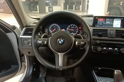 BMW 3 Series 2018, 96000 км, за 15540 USD - фото 13
