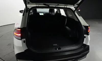 Kia Sportage 2023, 47137 км, за 171.87 USD - фото 19
